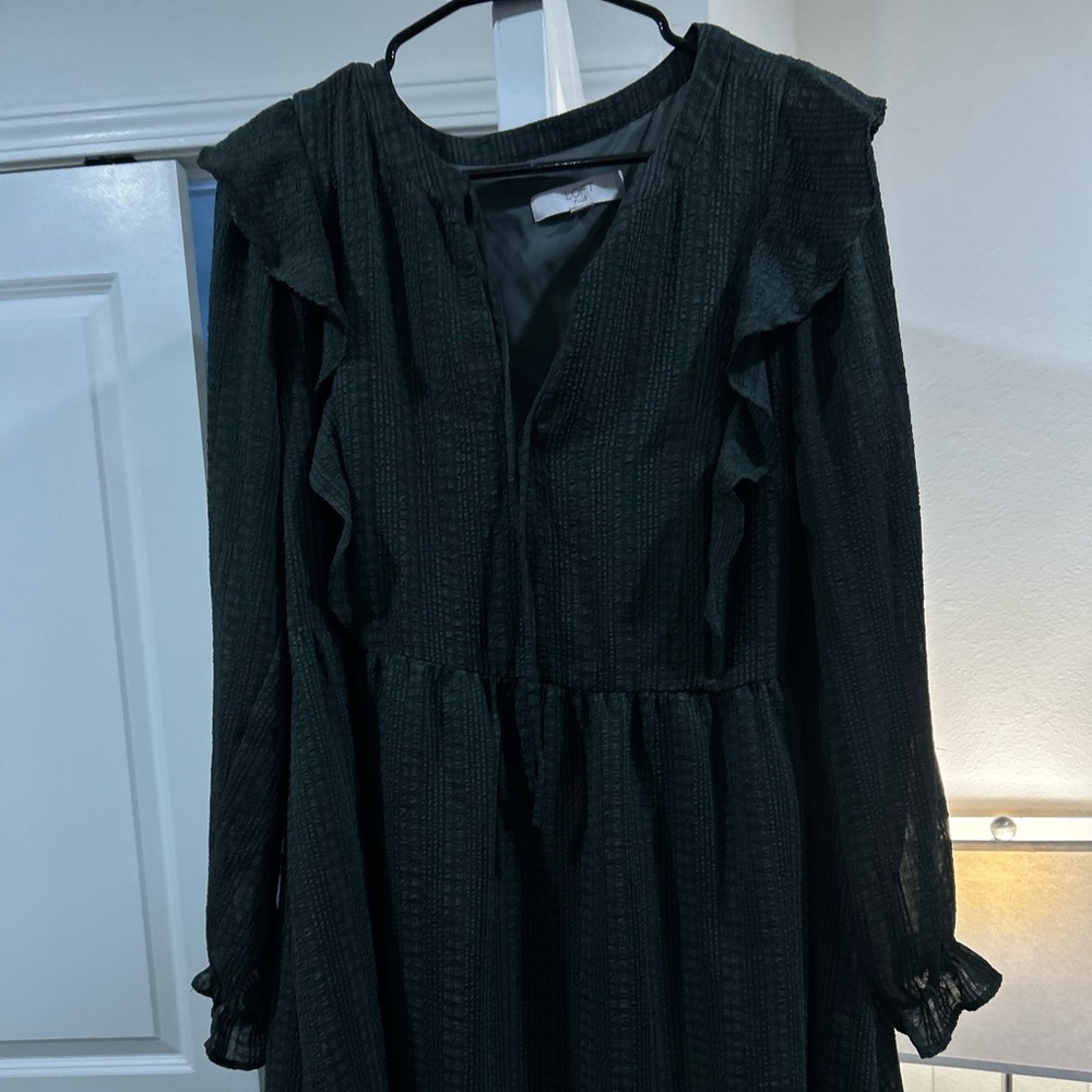 Loft Dress - Picture 2 of 3